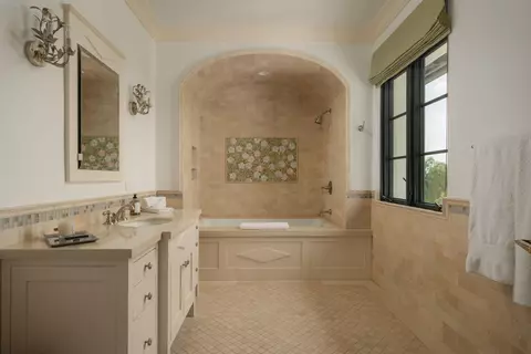 Bath - 1475 E Mountain Dr, Montecito, CA 93108 photo 3 of 4
