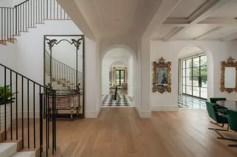 Entry Way - 1475 E Mountain Dr, Montecito, CA 93108 photo 2 of 2