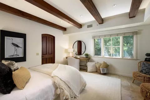 Bedroom - 1455 Vincenti Pl, Montecito, CA 93108 photo 2 of 3