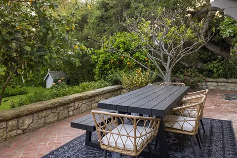 Exterior - 1455 Vincenti Pl, Montecito, CA 93108 photo 2 of 8