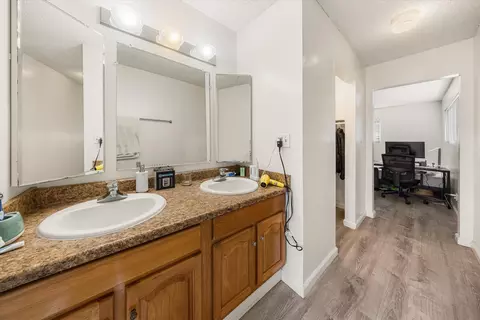Bath - 6724 Pasado Rd, Goleta, CA 93117 photo 1 of 1
