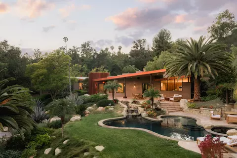 1329 N Montgomery St, Ojai, CA 93023