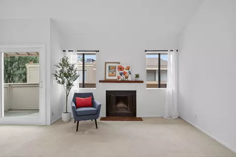 1466 San Simeon Ct #2, Ventura, CA 93003