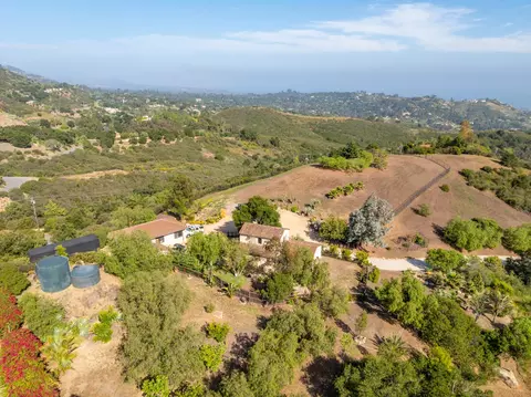 965 W Mountain Dr, Santa Barbara, CA 93103