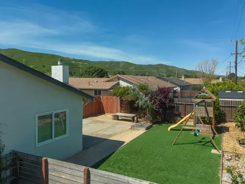 Exterior - 1001 W Lime Ave, Lompoc, CA 93436 photo 3 of 6