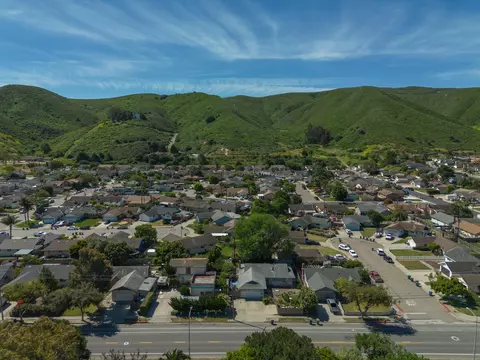 View/Area - 1001 W Lime Ave, Lompoc, CA 93436 photo 2 of 5