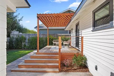 Exterior - 5161 7th St, Carpinteria, CA 93013 photo 3 of 6