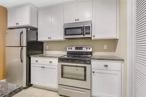 Kitchen - 265 5th St UNIT B, Solvang, CA 93463 photo 1 of 1