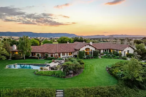 4815 Baseline Ave, Santa Ynez, CA 93460