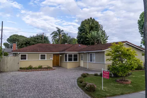126 Santa Ana Ave, Santa Barbara, CA 93111
