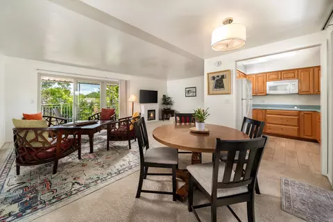 320 N Fairview Ave #5, Goleta, CA 93117