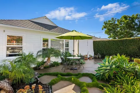 1016 E Haley St, Santa Barbara, CA 93103