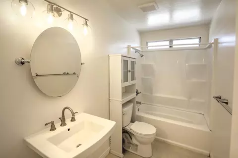 Bath - 7395 Freeman Pl, Goleta, CA 93117 photo 3 of 4