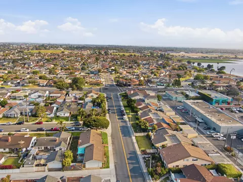 View/Area - 700 N M St, Oxnard, CA 93030 photo 3 of 4