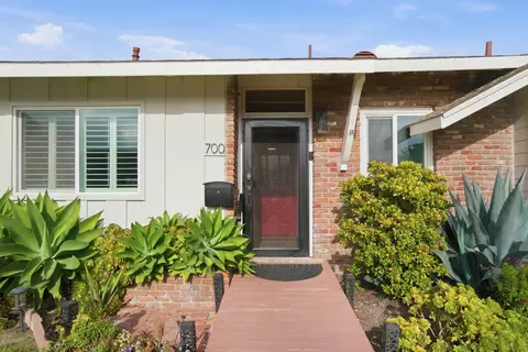 Exterior - 700 N M St, Oxnard, CA 93030 photo 2 of 7