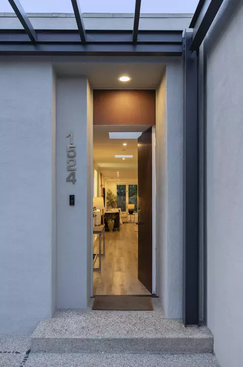 Entry Way - 1524 E Valley Rd, Montecito, CA 93108 photo 1 of 1