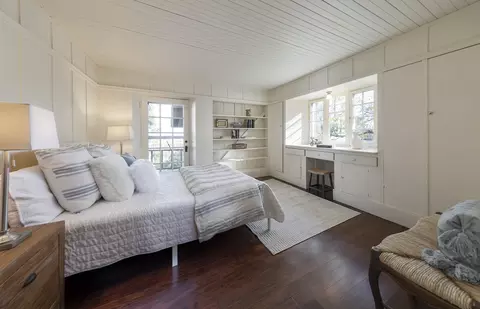 Bedroom - 512 E Arrellaga St, Santa Barbara, CA 93103 photo 1 of 2