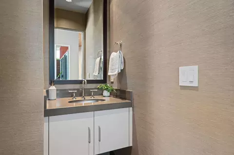 Bath - 175 Hermosillo Rd, Montecito, CA 93108 photo 3 of 3