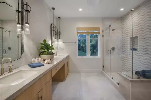 Bath - 3256 Via Real, Carpinteria, CA 93013 photo 1 of 3