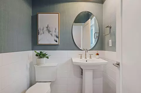 Bath - 3256 Via Real, Carpinteria, CA 93013 photo 3 of 3