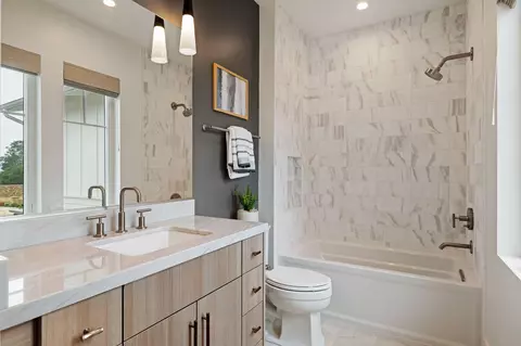 Bath - 3256 Via Real, Carpinteria, CA 93013 photo 2 of 3