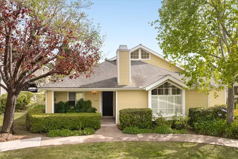 1527 Meadow Cir, Carpinteria, CA 93013