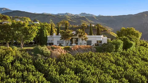 Undisclosed, Carpinteria, CA 93013