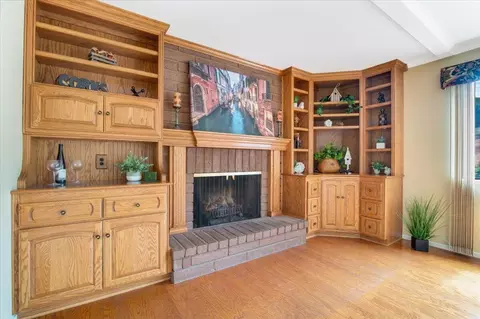 Living - 4603 Falcon Dr, Lompoc, CA 93436 photo 8 of 9
