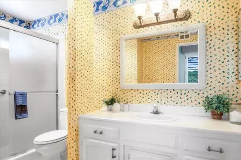Bath - 4603 Falcon Dr, Lompoc, CA 93436 photo 5 of 7