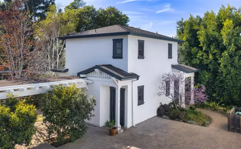 2117 Castillo St #B, Santa Barbara, CA 93105