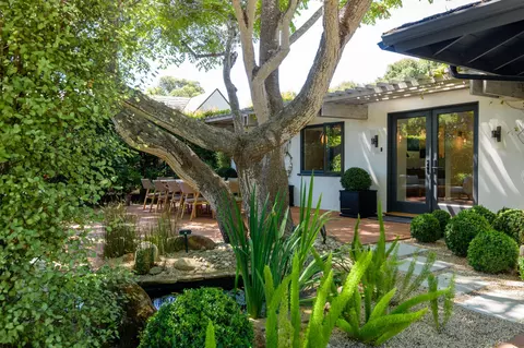 Exterior - 135 Pomar Ln, Montecito, CA 93108 photo 7 of 8