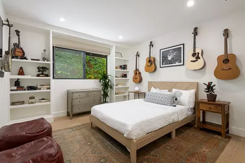Bedroom - 135 Pomar Ln, Montecito, CA 93108 photo 1 of 3