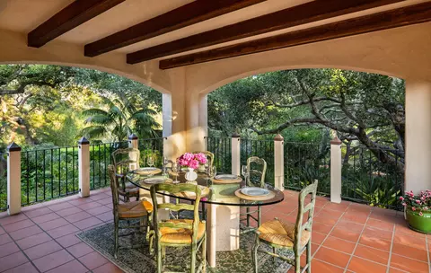 Exterior - 937 Arcady Rd, Montecito, CA 93108 photo 4 of 10