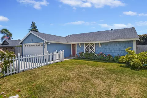 4655 El Carro Ln, Carpinteria, CA 93013