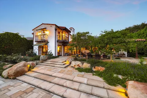 Exterior - 818 San Ysidro Ln, Montecito, CA 93108 photo 10 of 12