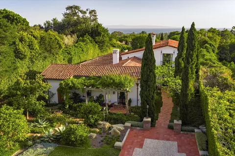 Exterior - 818 San Ysidro Ln, Montecito, CA 93108 photo 11 of 12
