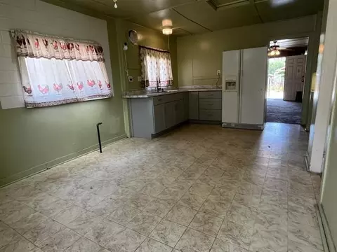 521 Temescal St, Piru, CA 93040 photo 4