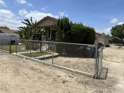 521 Temescal St, Piru, CA 93040 photo 2