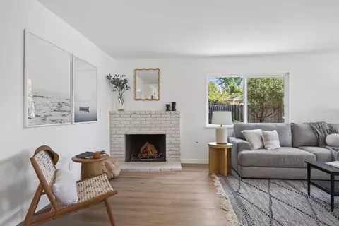 Living - 4768 Sterling Way, Carpinteria, CA 93013 photo 2 of 4
