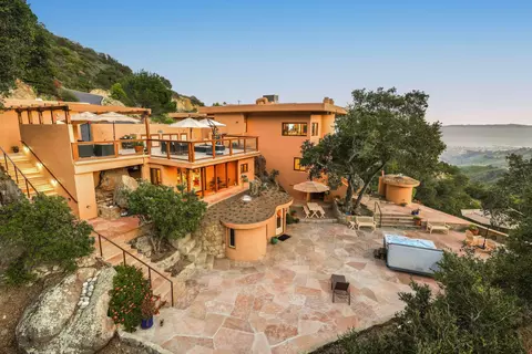 280 W Mountain Dr, Santa Barbara, CA 93103