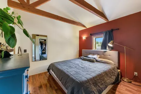 Bedroom - 99 La Vuelta Rd, Montecito, CA 93108 photo 5 of 5