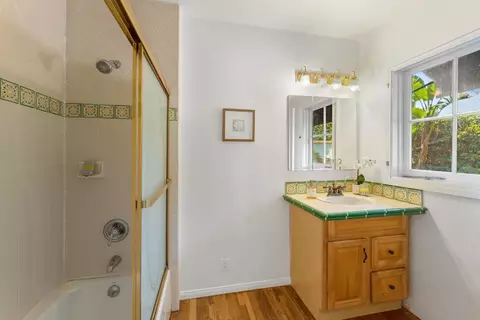 Bath - 99 La Vuelta Rd, Montecito, CA 93108 photo 3 of 3