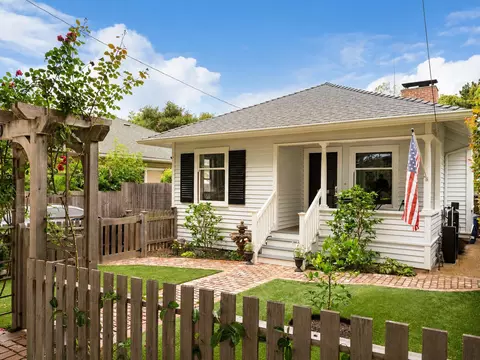 1529 De La Vina St, Santa Barbara, CA 93101