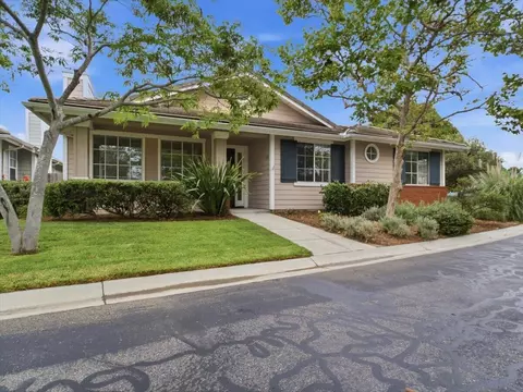 5302 Orchard Park Ln, Santa Barbara, CA 93111