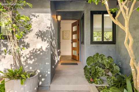 Entry Way - 746 Westmont Rd, Montecito, CA 93108 photo 1 of 1