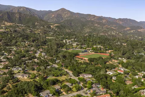 View/Area - 746 Westmont Rd, Montecito, CA 93108 photo 2 of 5