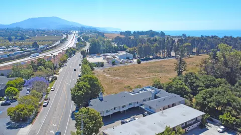 View/Area - 5615 Carpinteria Ave, Carpinteria, CA 93013 photo 2 of 2