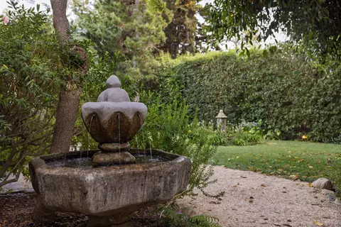 Exterior - 195 Sheffield Dr, Montecito, CA 93108 photo 10 of 17