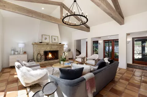 Living - 195 Sheffield Dr, Montecito, CA 93108 photo 2 of 5