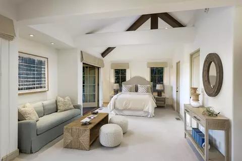 Bedroom - 869 Knollwood Dr, Montecito, CA 93108 photo 5 of 5